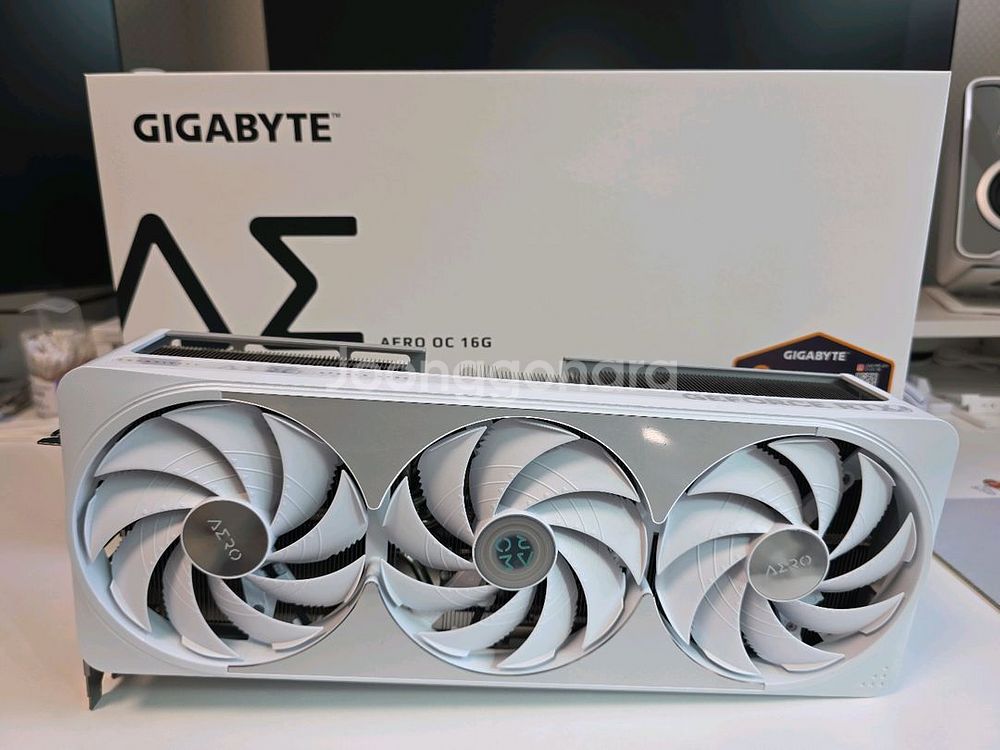 기가바이트 5070Ti 에어로--0