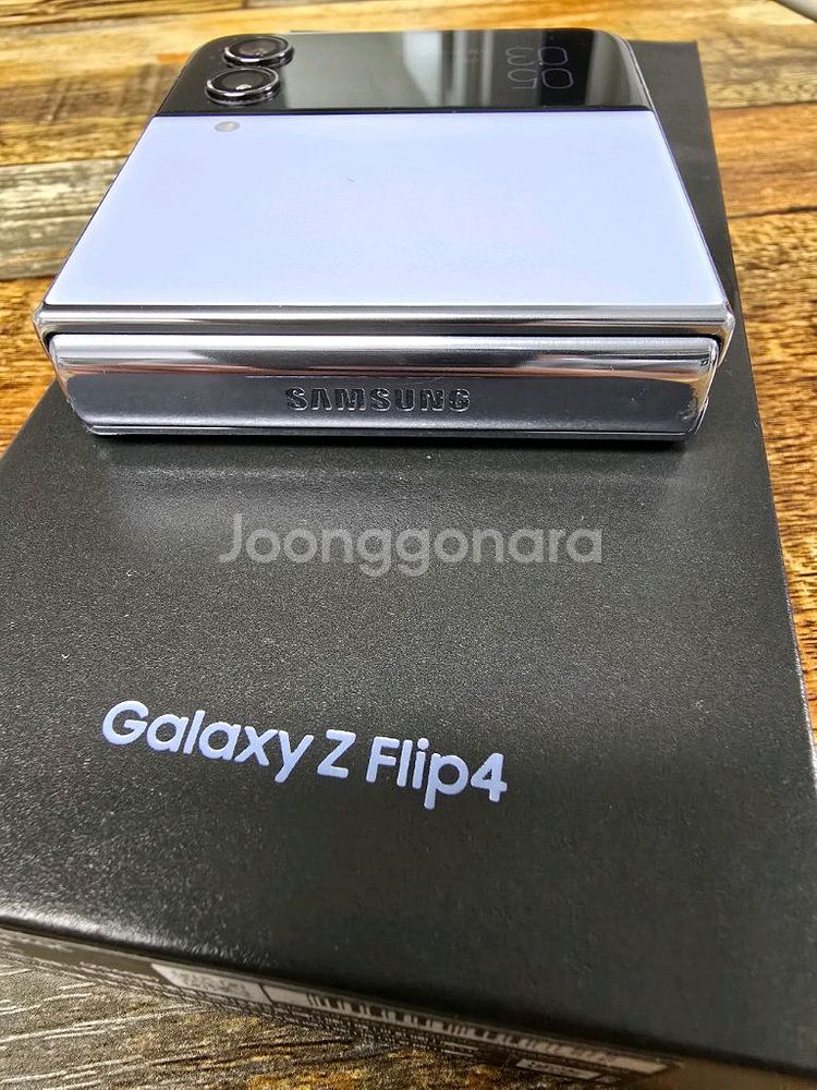갤럭시 Z Flip4 플립4 블루색상--2