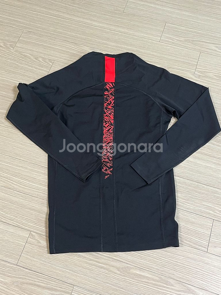 스피도 레쉬가드 95 블랙 중고--1