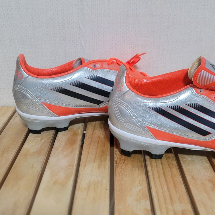 아디다스 축구화 240 이미지