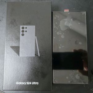 자급제 S24 울트라 1TB 올갈이 팝니다