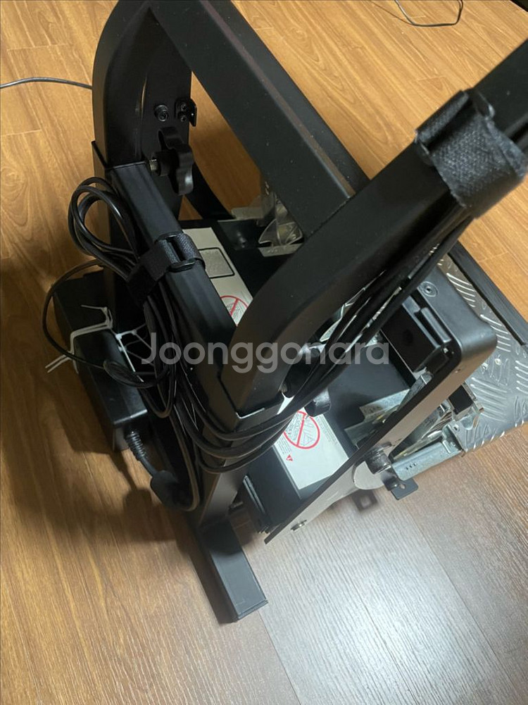 트러스트 마스터 t500 팝니다.--3