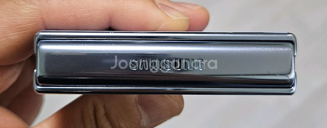 갤럭시 Z플립4 블루 256GB A급 싸게 팝니다.--3