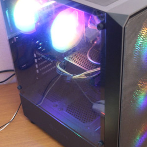 i7 10700 RTX3060 컴퓨터 본체 팝니다