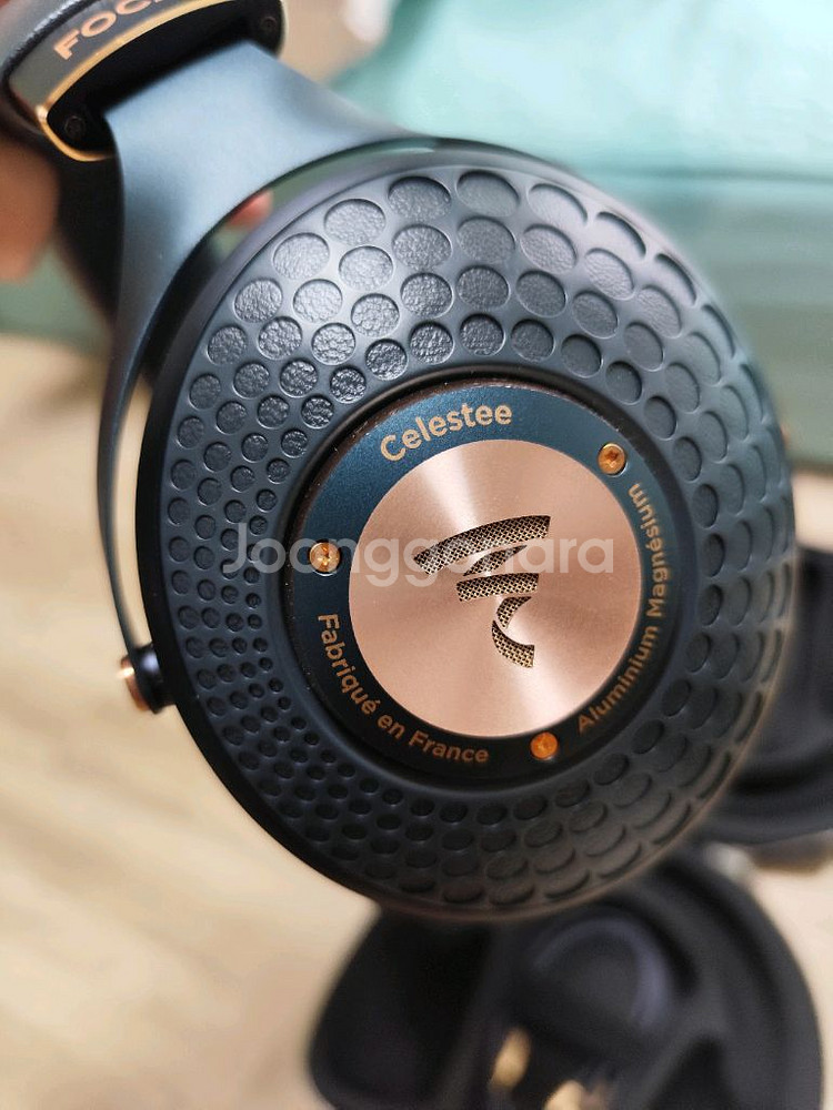 Focal Celeste 헤드폰--3