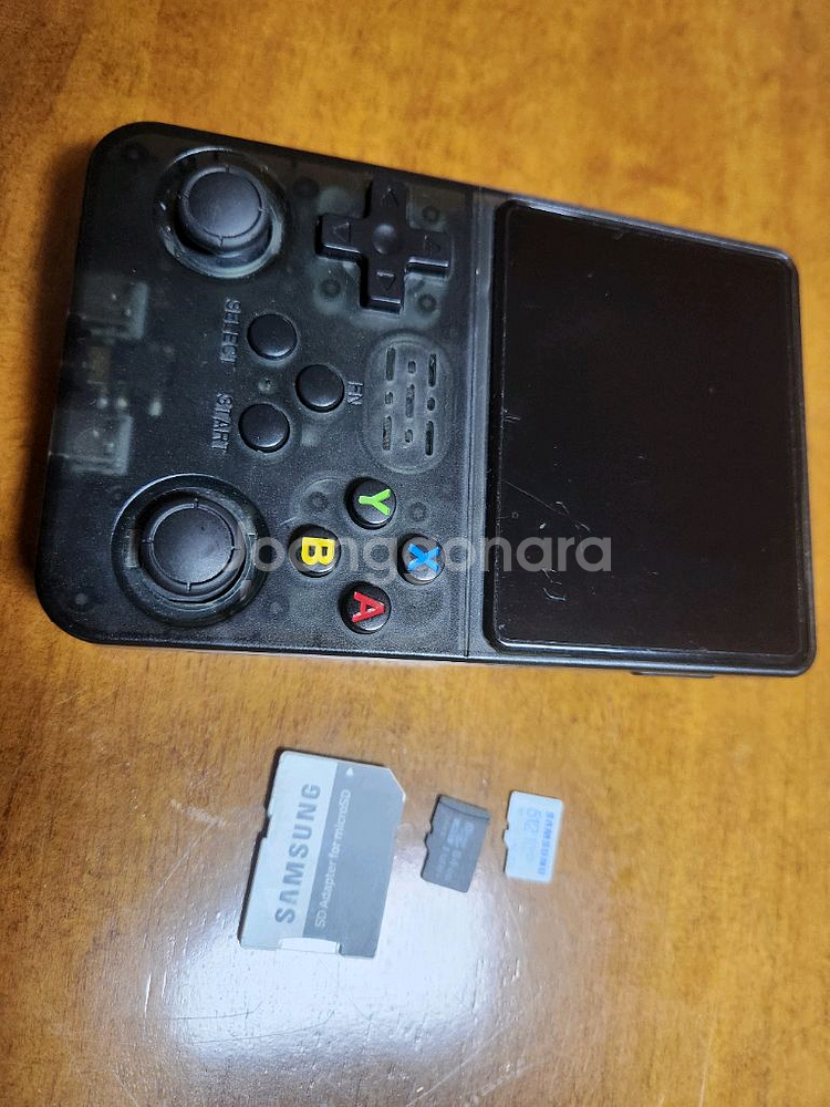 레트로 게임기 R36s 5만원--0