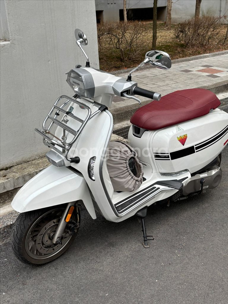 (급매) 2021 람브레타 스쿠터 스페셜125cc--5