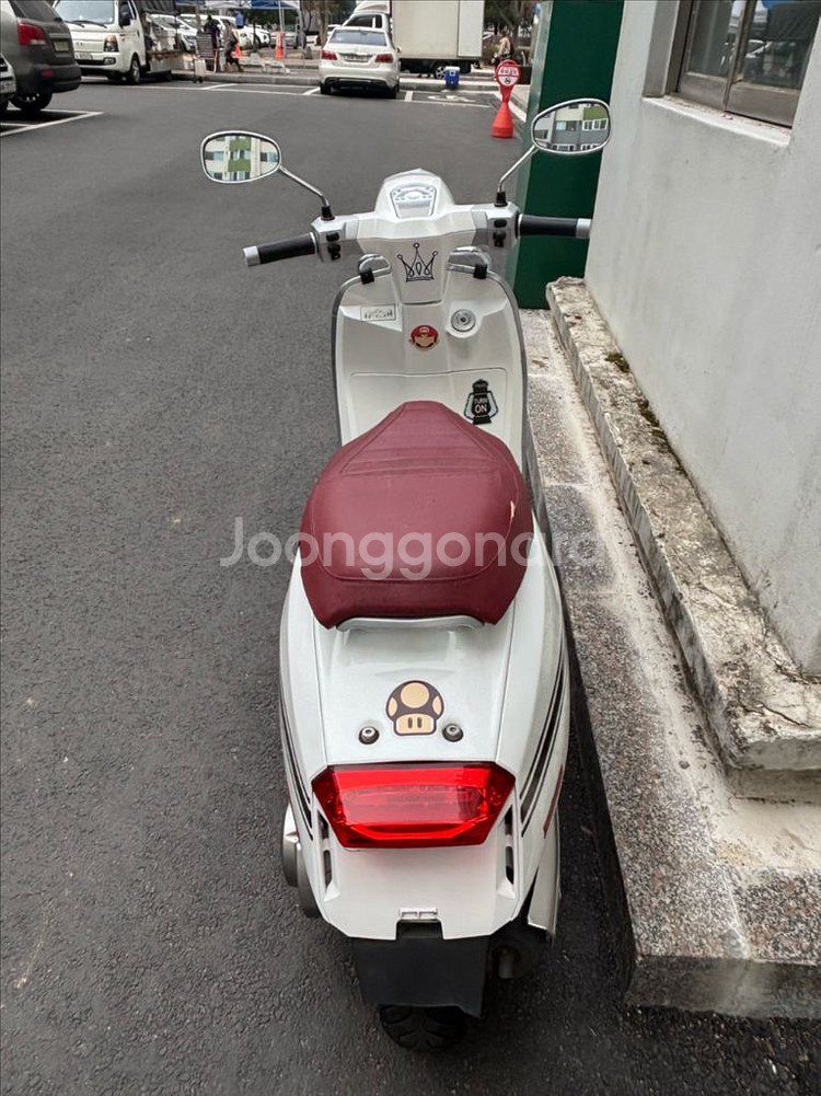 (급매) 2021 람브레타 스쿠터 스페셜125cc--8