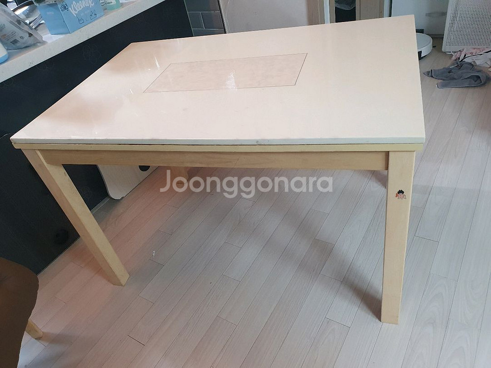 4인용 식탁 (원목 + 코팅된 대리석 올림 고정)--0