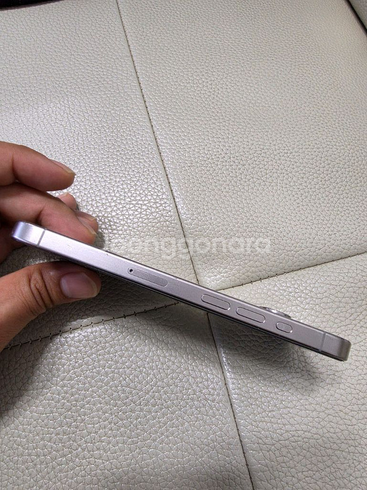 아이폰15 프로 내츄럴티타늄 128GB--5