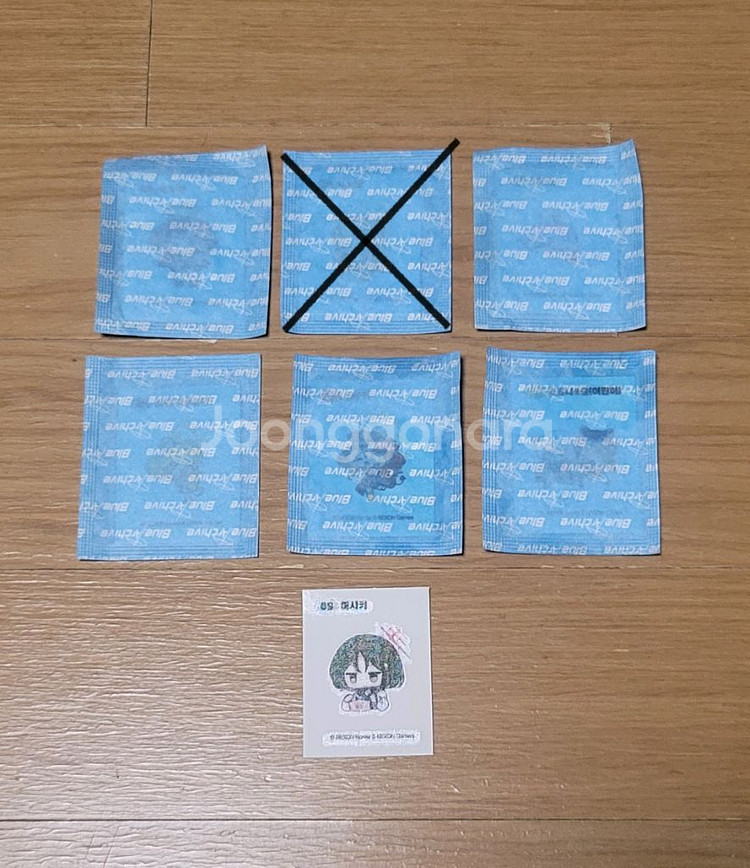 (교환 및 판매) 블루아카이브 GS25 띠부씰--0