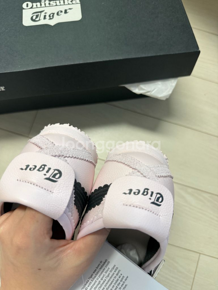 오니츠카 타이거 멕시코66 tgrs 메리제인 핑크245--1