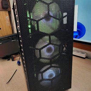 9700K/Z390/16G/600W/HDD1T 23만