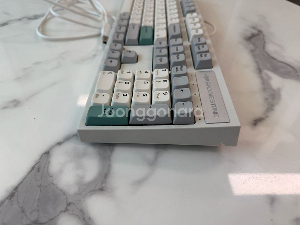 그루브스톤 gv10 저소음 밀키축 45g 8만원--5
