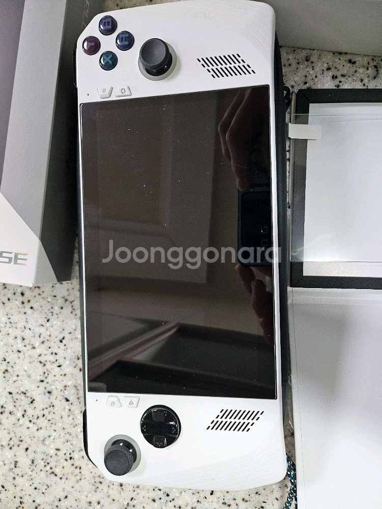 로갈리 rog ally2tb--1