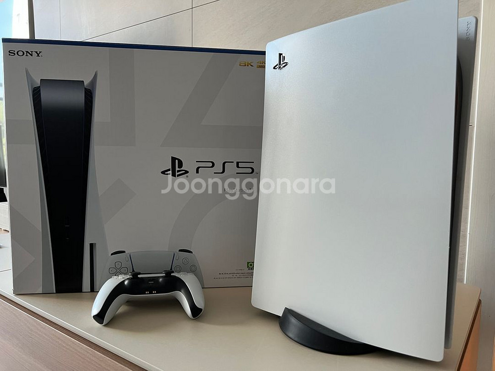 PS5 초기 모델(CFI-1018A) 판매합니다.--0