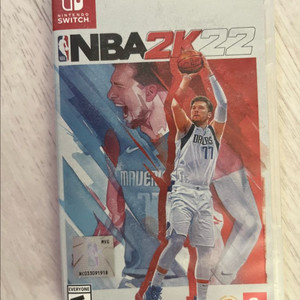 닌텐도 스위치 NBA 2K22 팝니다 / 정품