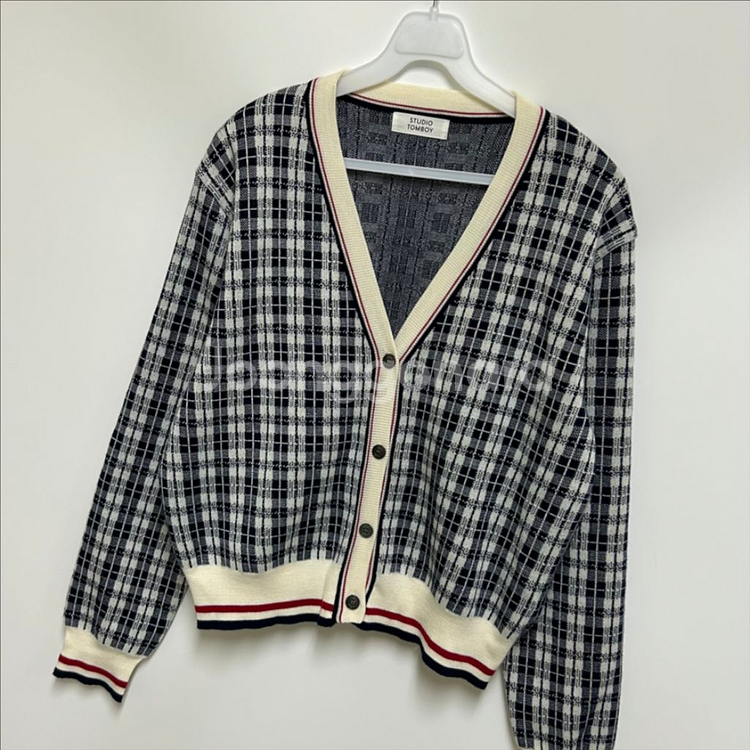 [여자 FREE]스튜디오톰보이 브이넥 체크 가디건--2