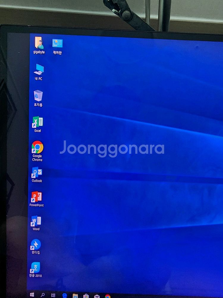 기가바이트미니pc i5 5575r 램12기가 ssd25--3