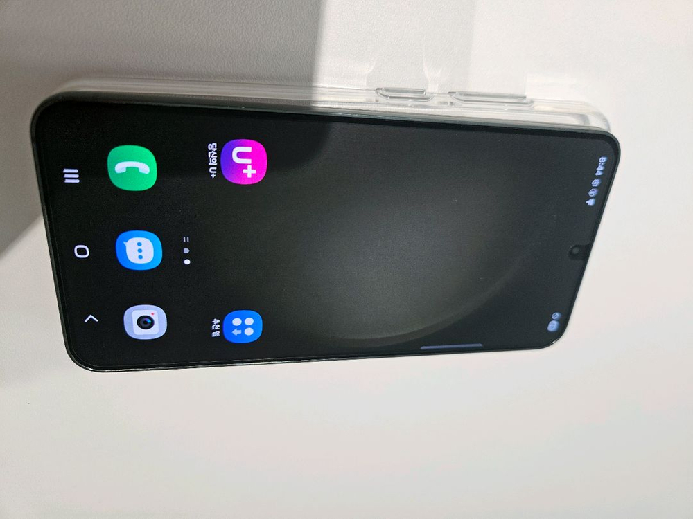 갤럭시 S23 상태좋은 휴대폰 팔아요--6