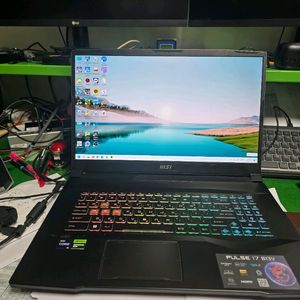 MSI Pulse 17 B13V 게이밍 노트북