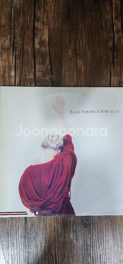 julia fordham--0