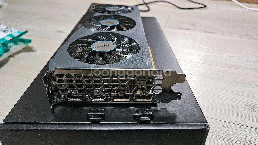 기가바이트l6650xt eagle 8g--4