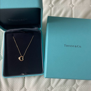 티파니앤코 엘사퍼레티 오픈하트펜던트 옐로우골드 11mm