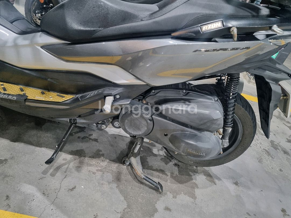 혼다포르자300 2019년식--4