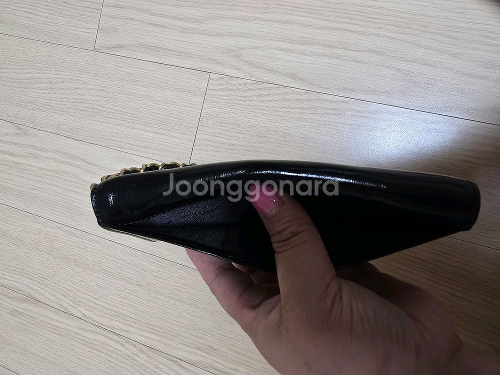 질스튜어트 블랙 장지갑--3