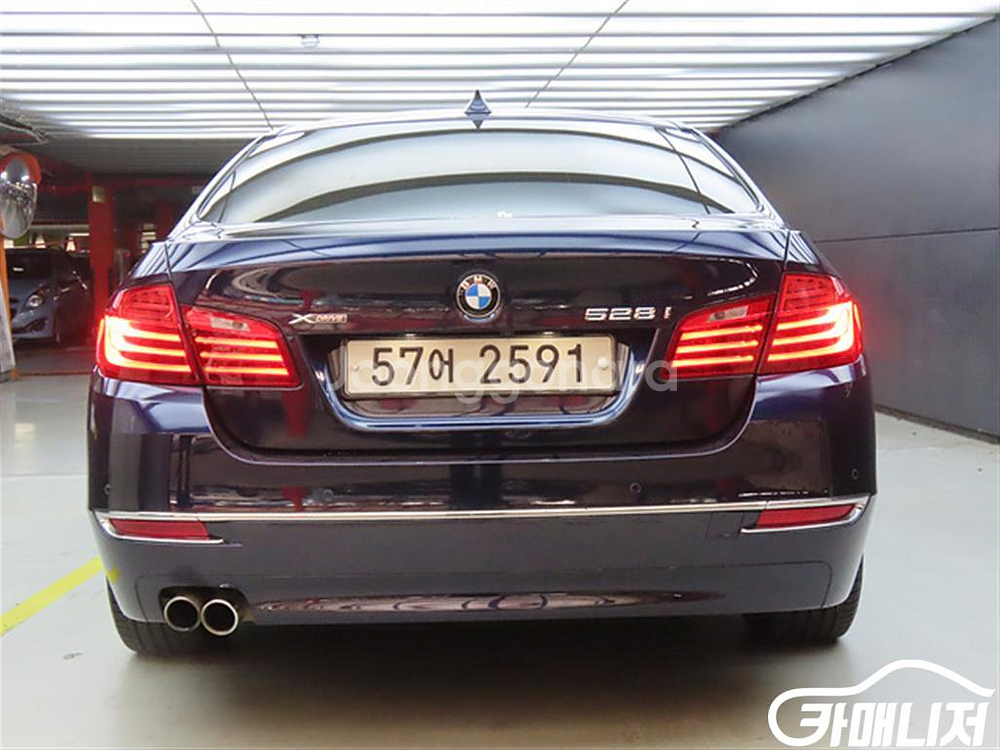 [BMW]5시리즈 (F10) 528i xDrive 럭셔--3