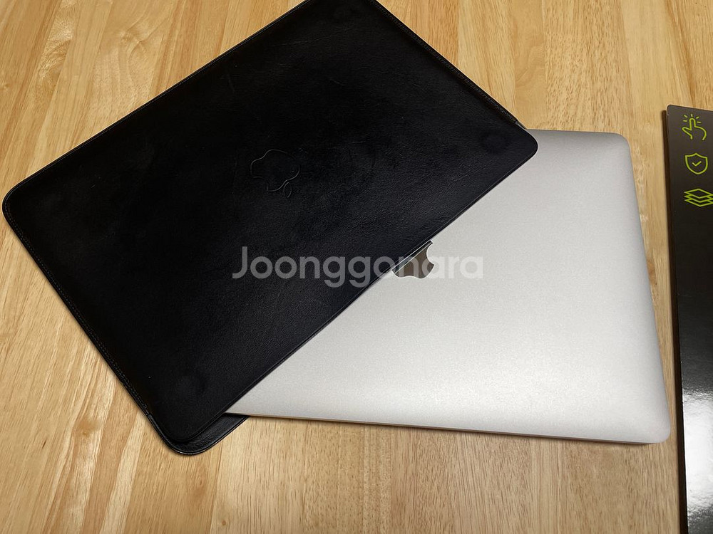 애플 맥북에어 M1 + 애플 정품 가죽 슬리브--0