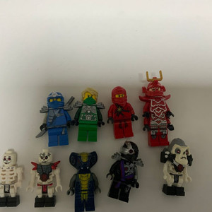 레고 닌자고 피규어와 불의신전 벌크