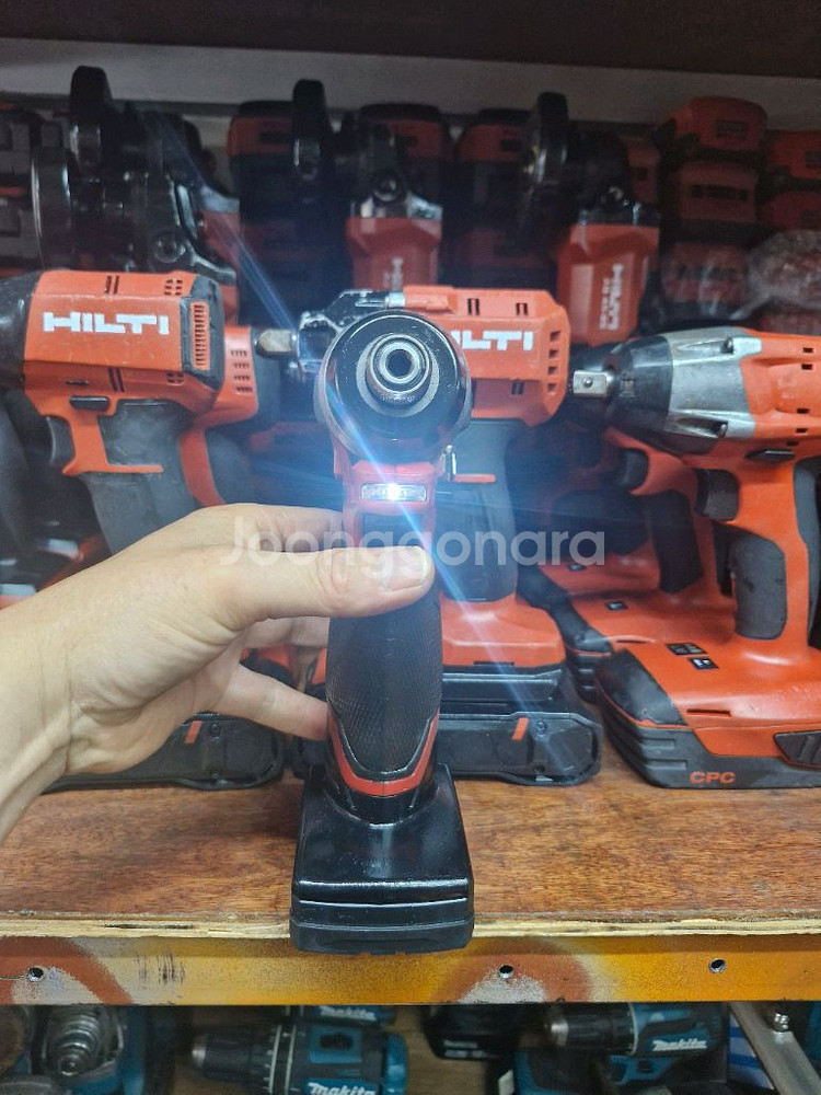 밀워키충전임팩드라이버 M12 FID 배터리까지 12V--1