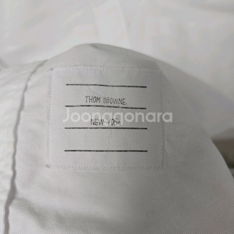 톰브라운 암밴드 셔츠 1사이즈 95 판매--3