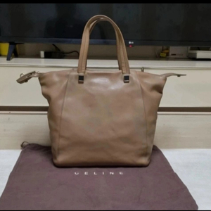 정품.셀린느 토트백.라지(미니보스턴가방.송아지가죽