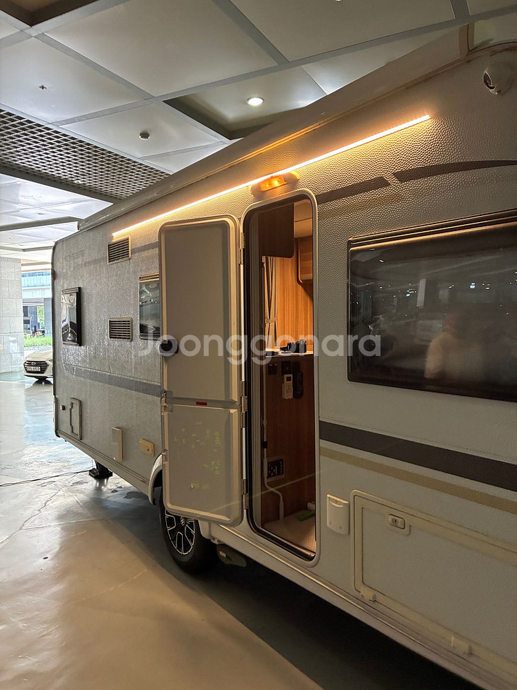 바인스버그 550QDK 캠핑 카라반--0