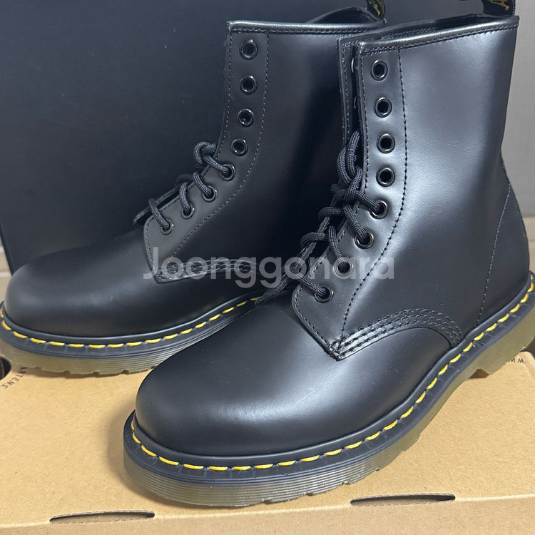 닥터마틴 8홀--3