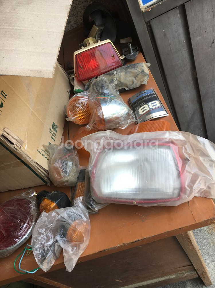 기아혼다,대림혼다,효성스즈키 국산 올드바이크 부품--9
