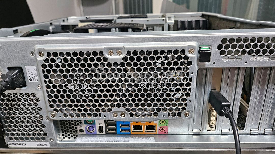 HP Z620 Workstation--2
