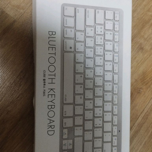 iCUBE 블루투스 키보드 팝니다.