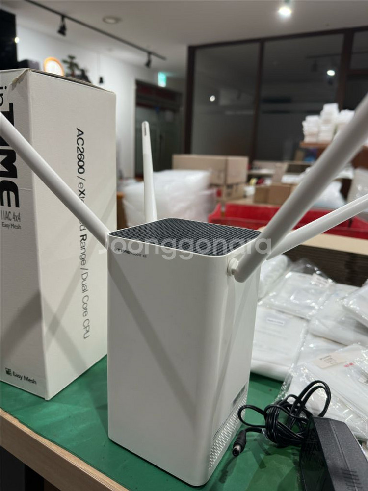 ipTIME A8004T-XR 유무선 공유기--1