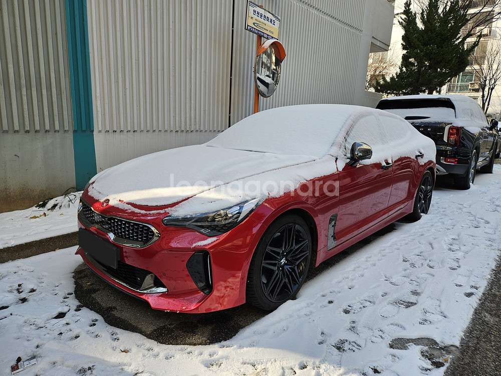 스팅어 마이스터 3.3 RWD 풀옵션 차량 판매합니다.--2