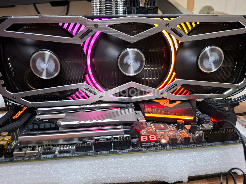 그래픽카드 이엠텍 RTX3070 BLACK 8GB--1