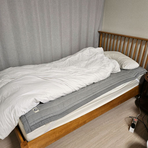 슈퍼싱글 침대 프레임