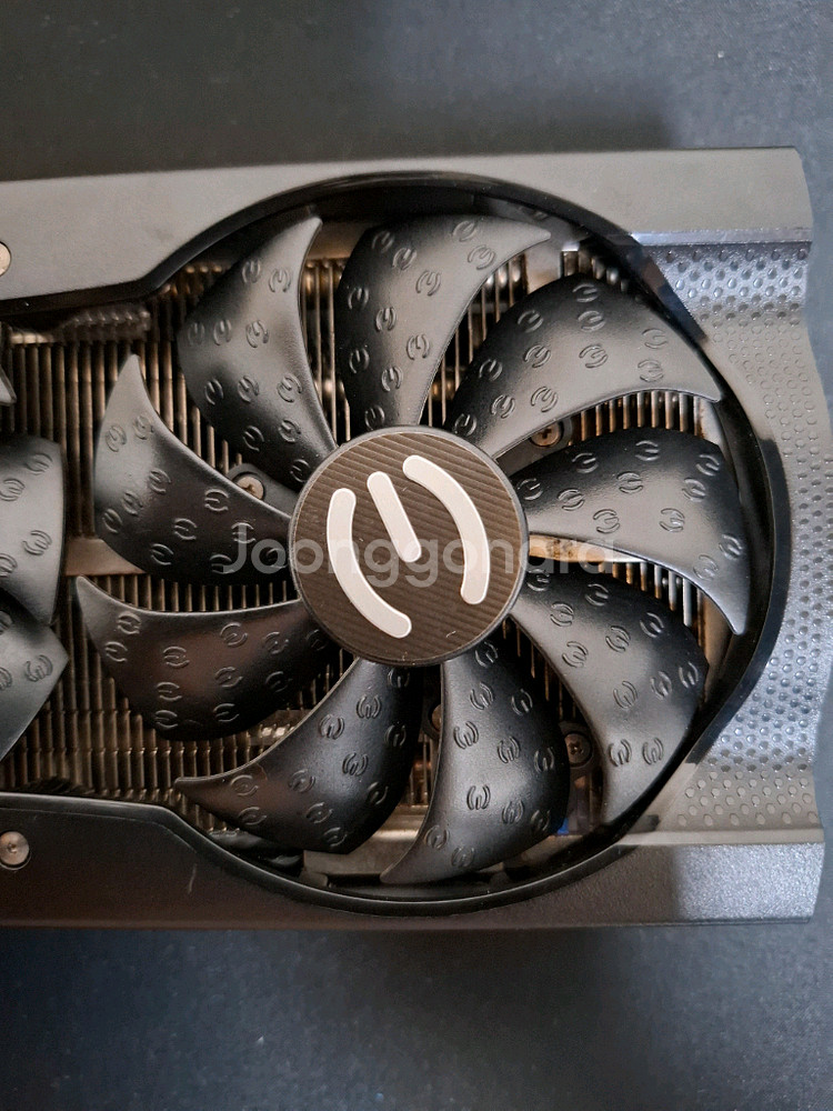 컴퓨터 그래픽카드 EVGA RTX3070 8GB--6