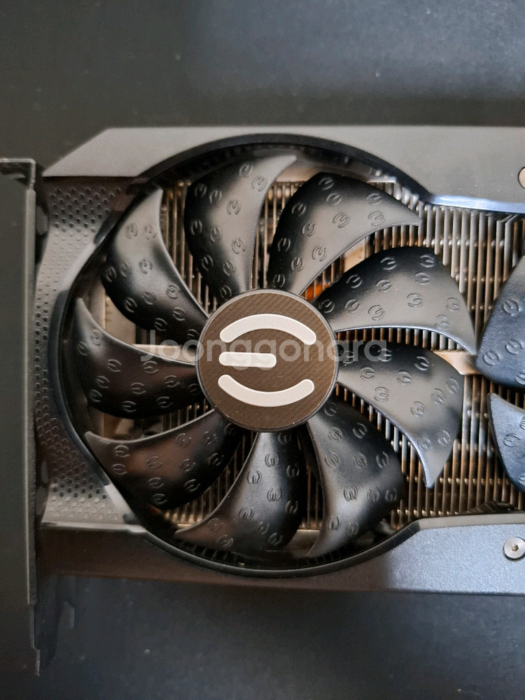컴퓨터 그래픽카드 EVGA RTX3070 8GB--4