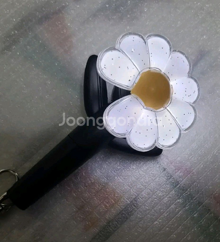 지드래곤 응원봉 키링 팝니다!--1
