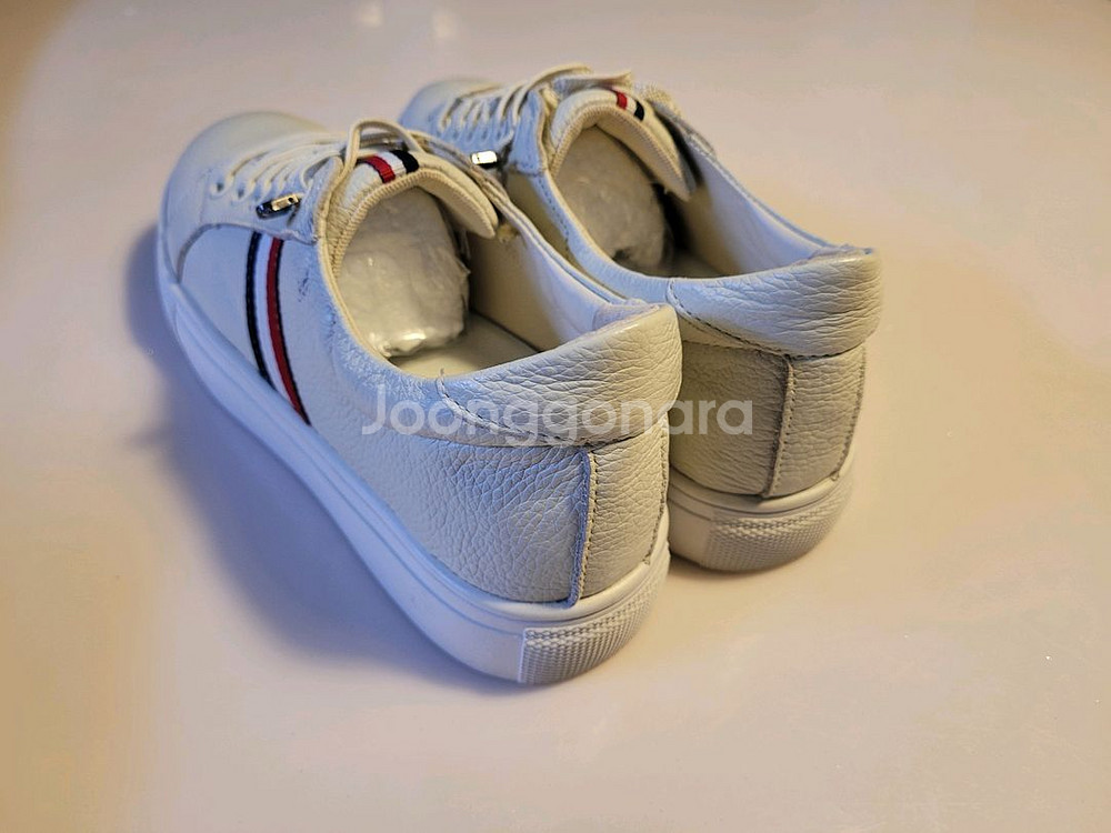 화이트 스니커즈 새상품 240--2