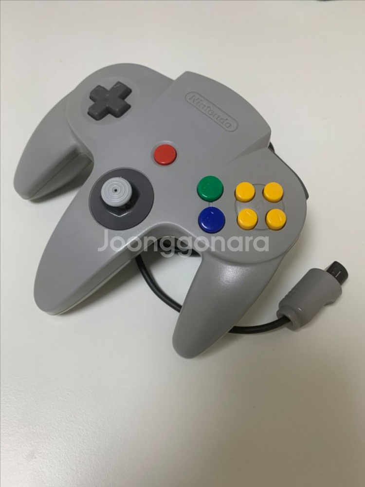 닌텐도64 컨트롤러 패드 기본 팝니다--1